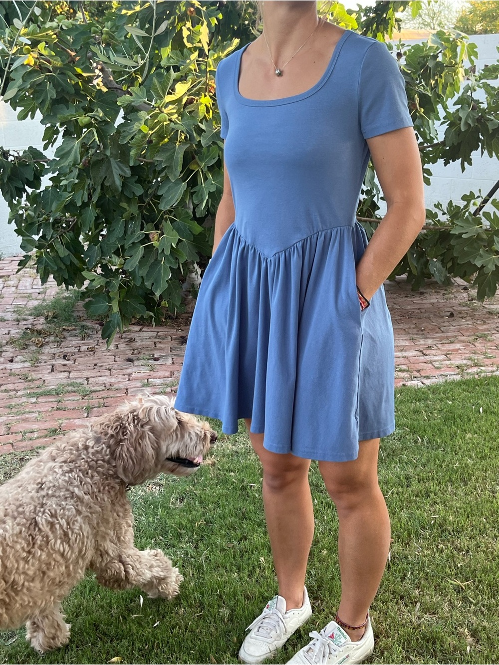 Mieazom Blue Scoop Neck Short Sleeve  Flared dress. W/Pockets. Size M